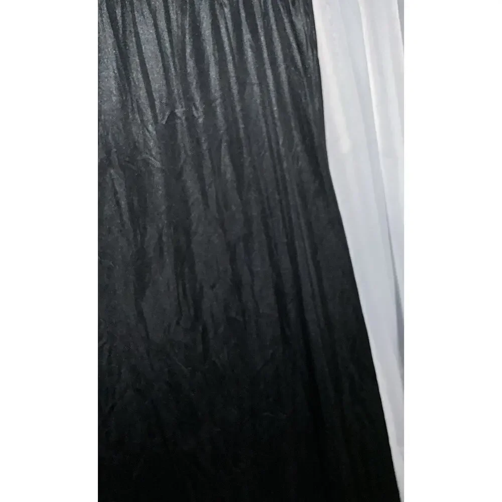 Vintage Deena Elegant Black Silky Nightgown Empire Waist Floral Lace Bodice Sz S